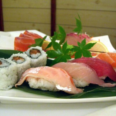 Sushi Mega Party Box - 100 piezas